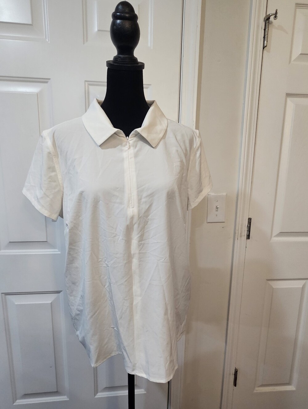 Spanx Sunshine SPF 1/4 Zip Short Sleeve Shirt - White  Size Large{Bx26}